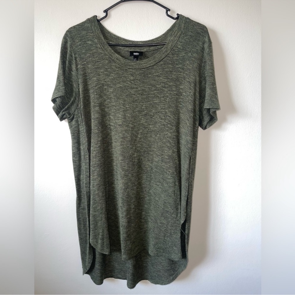 Women's short sleeve shirt, size large